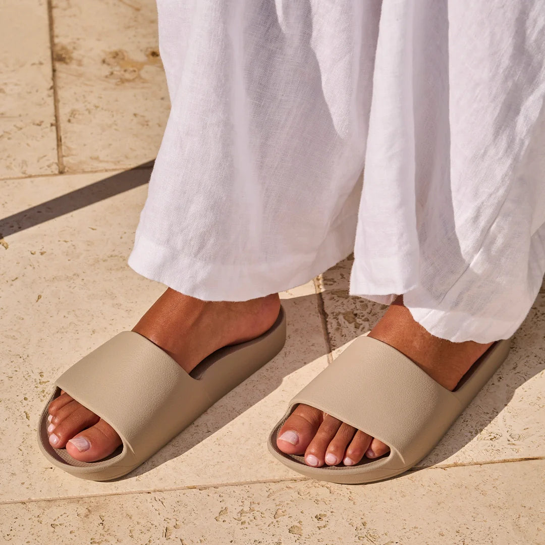 Arch Support Slides - Classic - Taupe - Daily Pool Slides